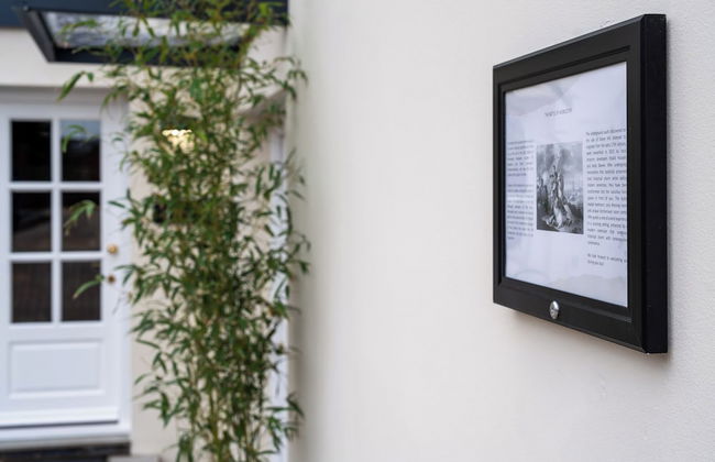 Commandery Vaults - Foto 51