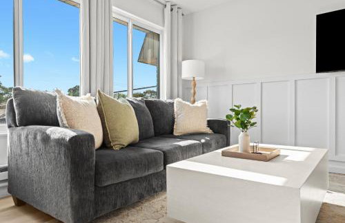 Renovated 1BR Upper Flat Modern King Suite - Foto 19