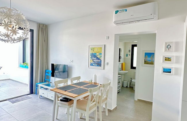 Cosy Apartment With Scenic Terrace Views - Photo 30