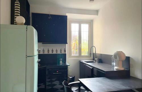 Quiet luminous Flat historical city center fast Wi-Fi - Foto 9