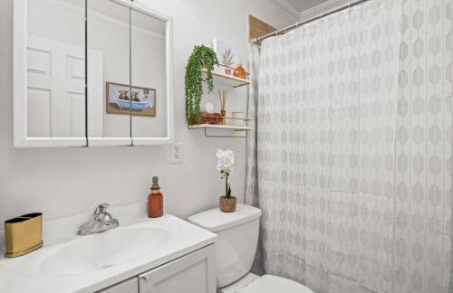 Heights Records - a trendy 2BD - Foto 12