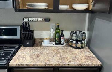 HotTub-King Bed -Fire pit-BBQ-Pristine Kitchen - Foto 29