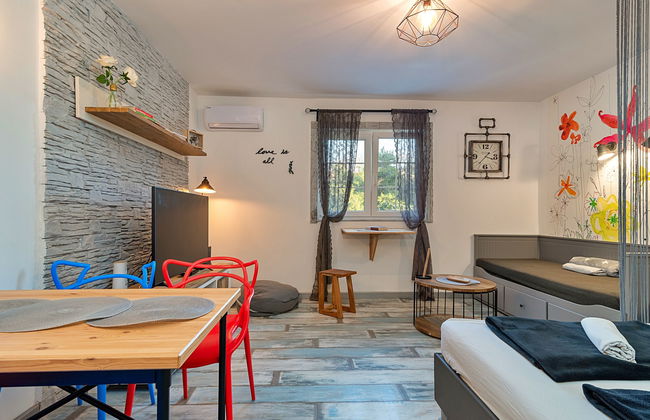 Modern Cave - Foto 1