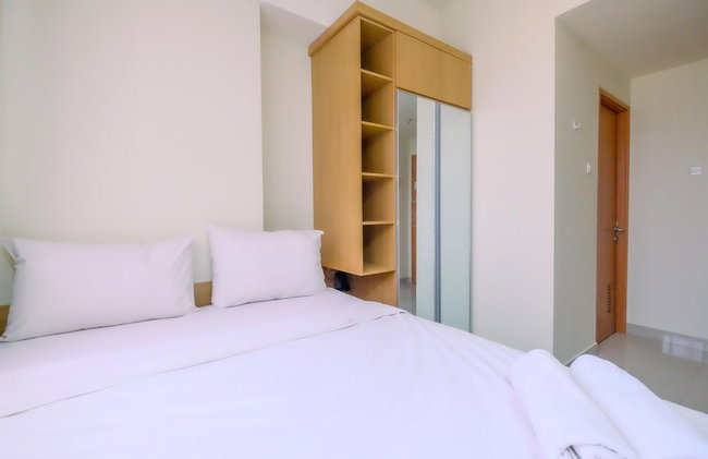 Good Choice And Strategic 2Br Without Living Room Evenciio Apartment - Foto 7