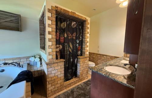 Home on Acerage Views for Days! - Foto 13