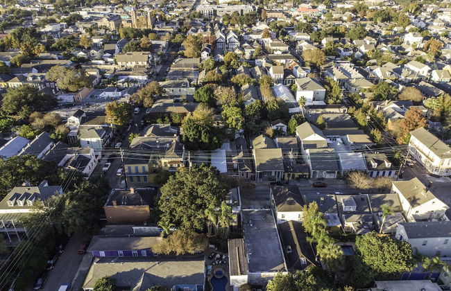 Best Location! 4 BR! Next to French QT by YouRent - Foto 33