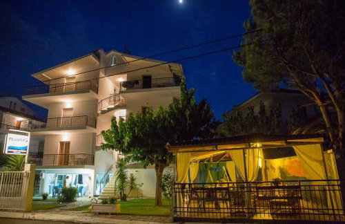 Philoxenia Apartments - Photo 1