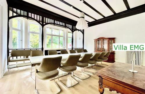 Ferienhaus Villa EMG Velbert nah Düsseldorf Essen Dortmund, Familien Gruppen bis 27 Personen, 3 Küchen, Kaminofen, Terrasse - Photo 10