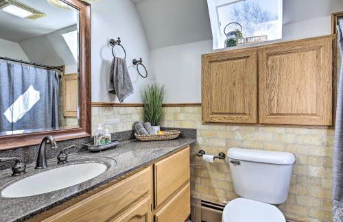 A-Frame Cabin with Private Boat Dock! - Foto 16