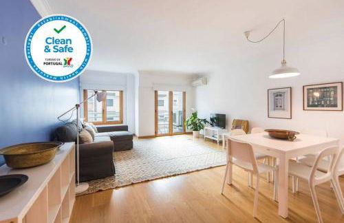 2 Bedroom with Garage Family Wonder - Photo 2