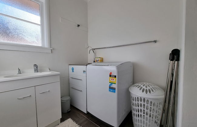 Cozy 3BR - Heat Pump & Wifi & Netflix - Foto 32