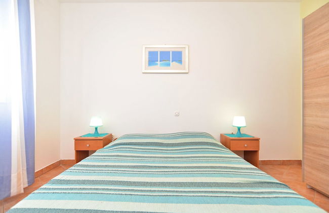 Apartment 344 - Photo 14