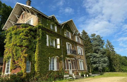 Private Oasis: Luxe 20-guest Estate, Jacuzzi, 8 Ha - Foto 2