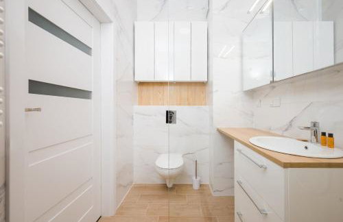 Ursynów Serenity Studio with Garden by BookingHost - Foto 21