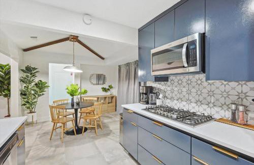 5-BR Relaxing Retreat with Pool Hot tub Fire Pit - Foto 14