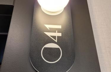 Biron deluxe studio flea market of Paris, porte de Montmartre - Foto 14