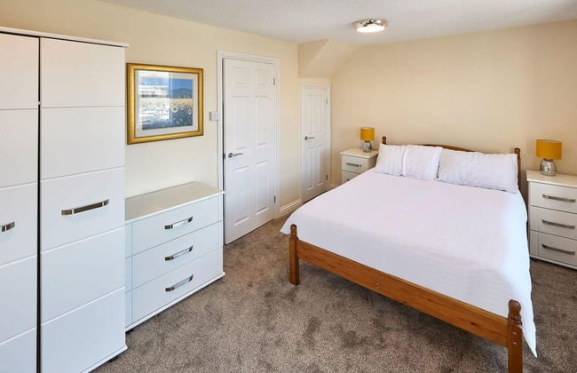 Host Stay Cobblers Cottage - Photo 3