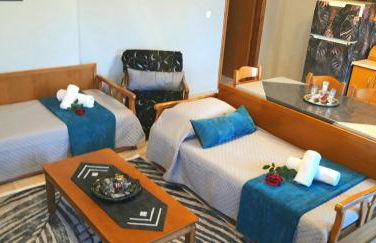 BAKIRAS HOUSE - Photo 4