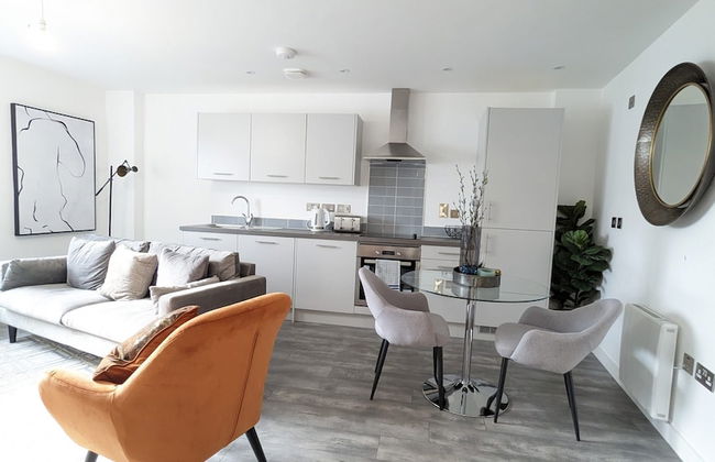 1 Bed With Parking - 15 Mins to Solihull NEC - Foto 5