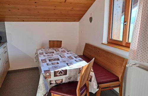 Bauernhof Finkel - Ferienwohnungen mit Balkon - Bergsicht - Traktor mitfahren - Tiere streicheln - entspannter Familienurlaub - zentrale Lage nahe Oberstdorf - Foto 36