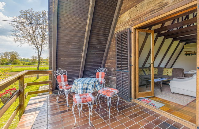 Riverside House With Hot Tub - Photo 22