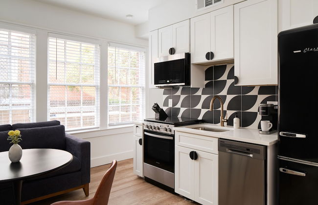 Kasa Studio Revival Atlanta - Foto 24