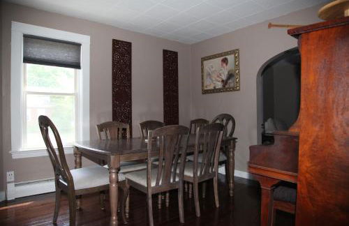 Charming Home Near Ski Areas - Foto 20