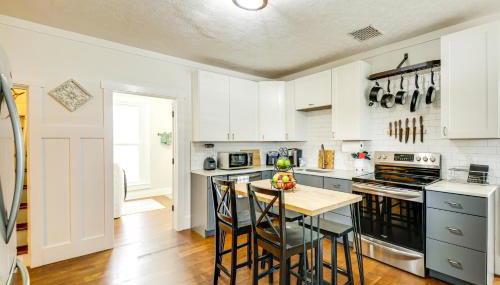 Fire Pit and Playset! 1880s Zionsville Farmhouse - Foto 5