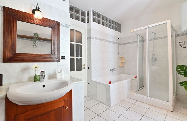 IzzHome Full Center Terrace - Foto 45