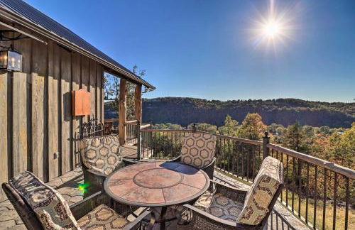 Mountain View Hideaway with Outdoor Fireplace! - Foto 28