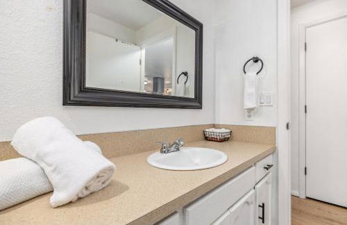 Cozy Boise Home with Private Yard and Game Room - Foto 29