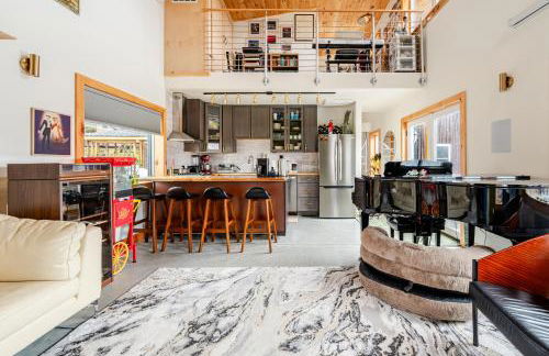 Secluded Private Retreat with Cabin & Vintage Airstream - Foto 35