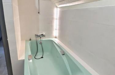 Maison de charme 4ch Jacuzzi - Foto 14