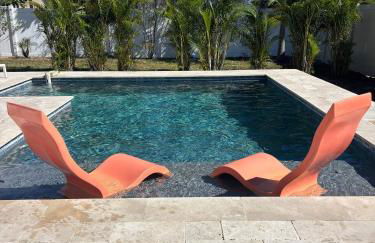 Contemporary Oaks | Heated Pool + Screened Lanai - Foto 1