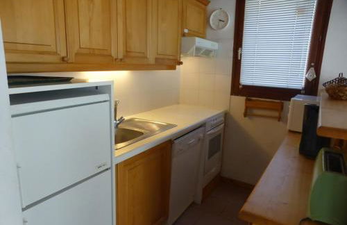 Bel appart 2* 6 pers, terrasse sud, pied des pistes - FR-1-342-241 - Foto 5