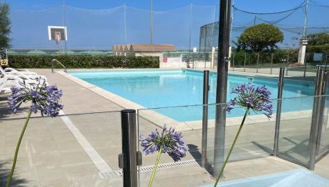 Apartament Mare e Sole z basenem i przy plaży - Foto 1