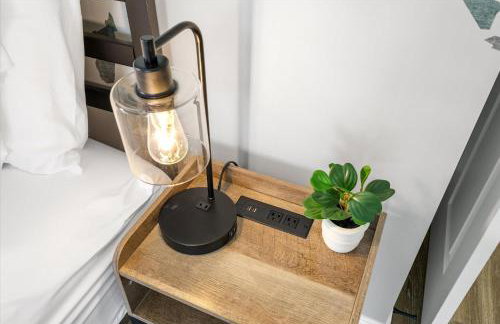 Top Floor - Mass Ave in Heart of Indy with Balcony - Foto 27