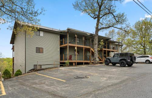 Free Silver Dollar City Tickets & other attractions! Branson, Walk-In Available - Foto 34