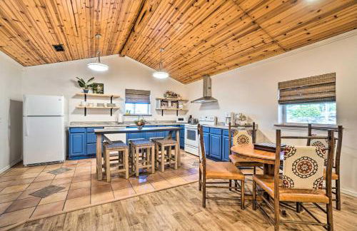 Relaxing Rural Harrison Home - 11 Mi to Town - Foto 7