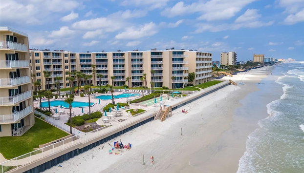 2BR Condo with Direct Beach & Pool Views NSB FL - Foto 2, Habitación