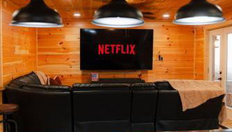 Sleeps 16 Luxury Cabin with Game Room & Hot Tub - Photo 4