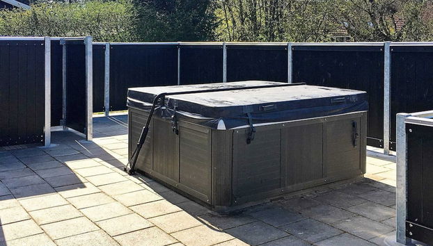 6 Person Holiday Home in Tarm - Foto 2, Bañera de hidromasaje al aire libre