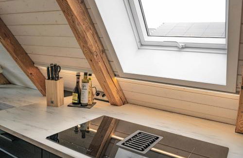 Traumhafte Ferienwohnung am Park, großer Balkon, voll ausgestattete Küche, Schreibtisch, WiFi, Smart TV, Carport, Wallbox, Fahrräder - Foto 36