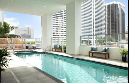 Spacious Studio in the Heart of Downtown Miami - Foto 13