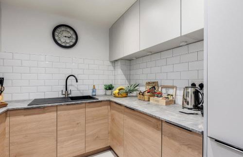 Modern, comfy Town centre gem, near beach, parking - Foto 6