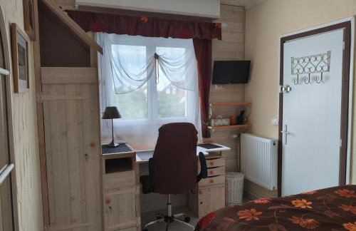 Maison entière 5 chambres à 10mn à pied de l'entrée principale du Circuit 24h Du Mans - Foto 17