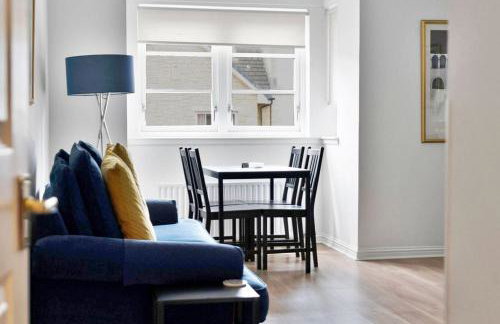 GuestReady - Stylish Apt w/ Parking near Edinburgh - Photo 15