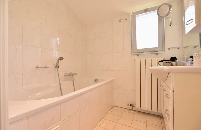 Luxury House in South Limburg Near Forest - Photo 62