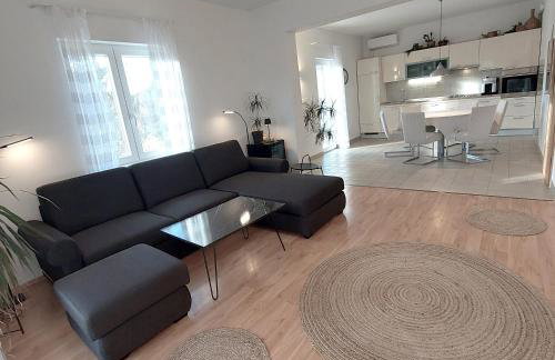 Villa Bacio with heated pool, starlink internet - Foto 17