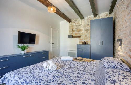 Villa Galant with Pool and Sauna - Happy Rentals - Foto 26